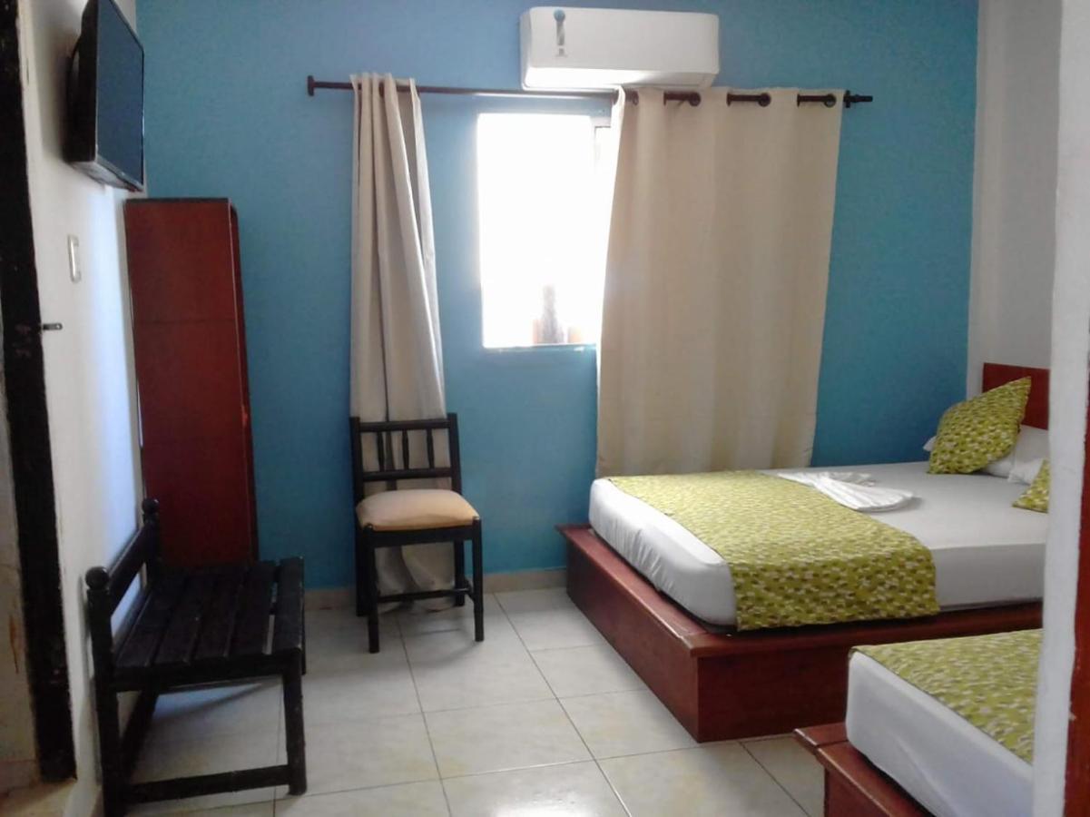 Hotel Marbella Tradition Cartagène Extérieur photo