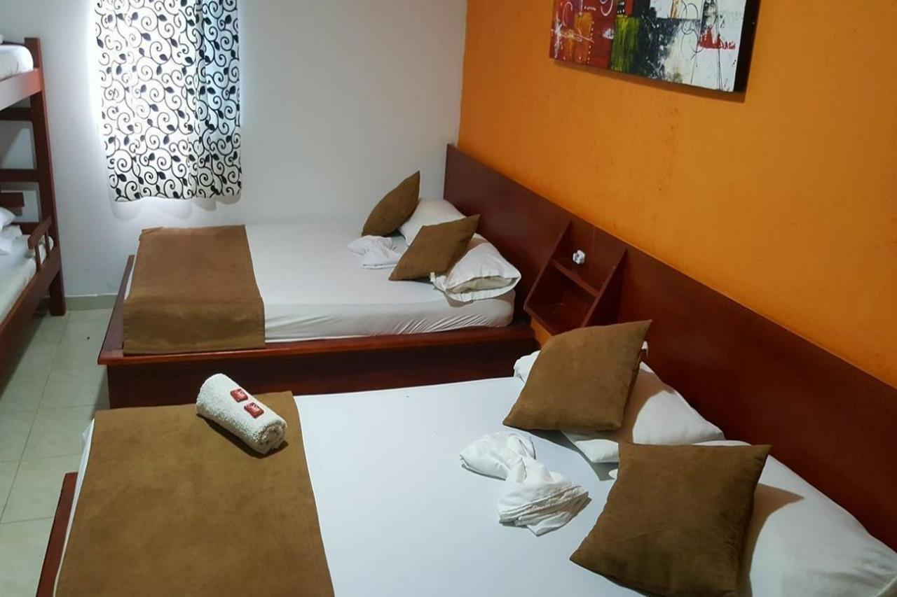 Hotel Marbella Tradition Cartagène Extérieur photo